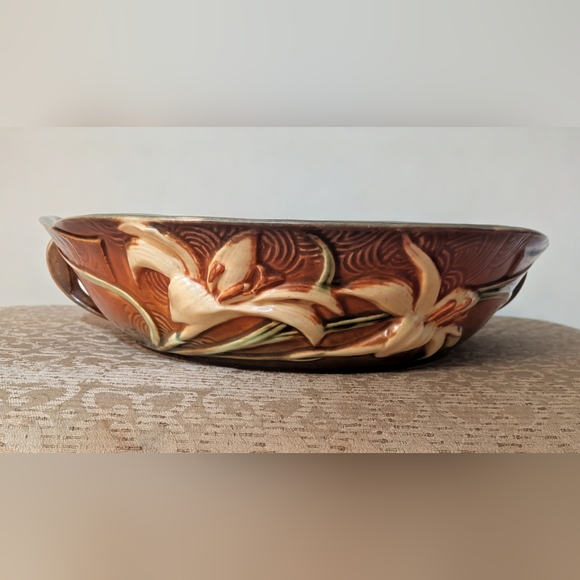 Roseville Pottery Other - Roseville Floral Ceramic Bowl in Brown and Cream